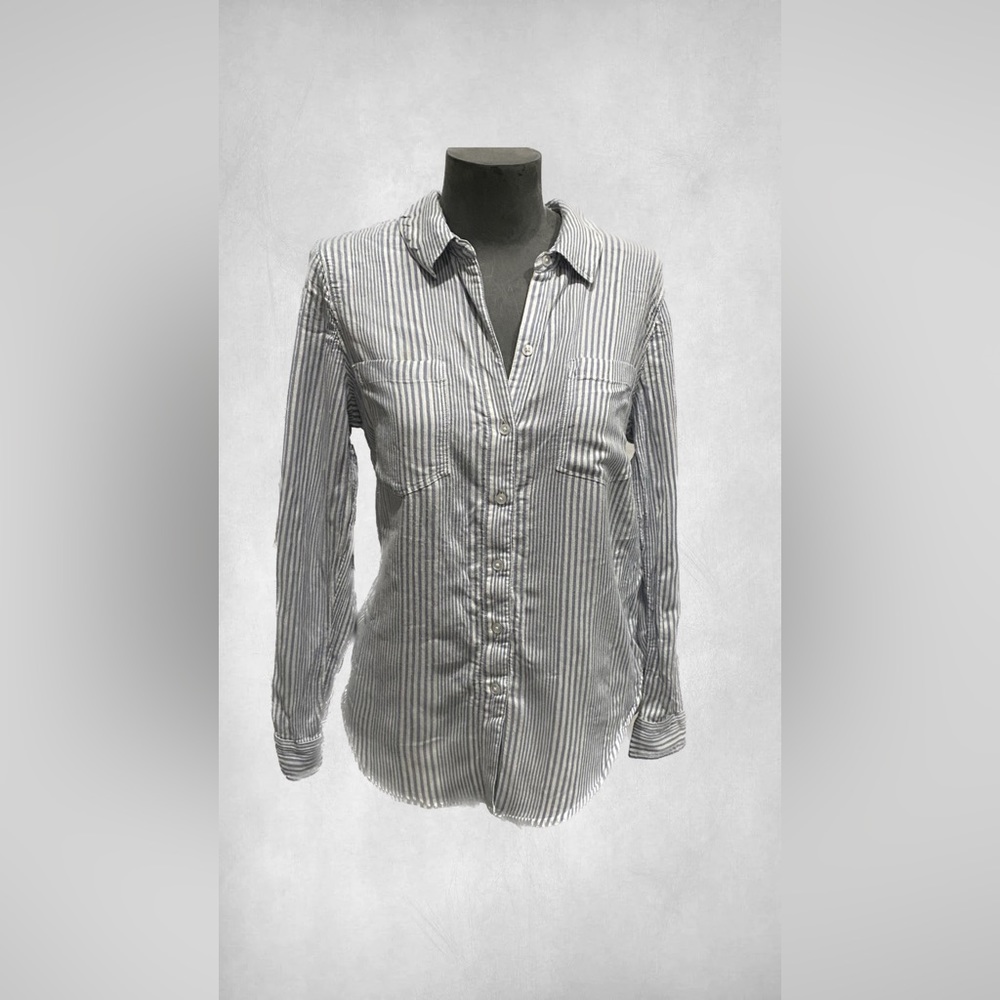 Lucky Brand Long sleeve button down top